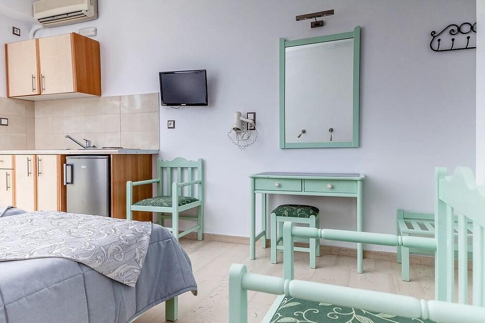 Hotel Avraki Kamári Esterno foto